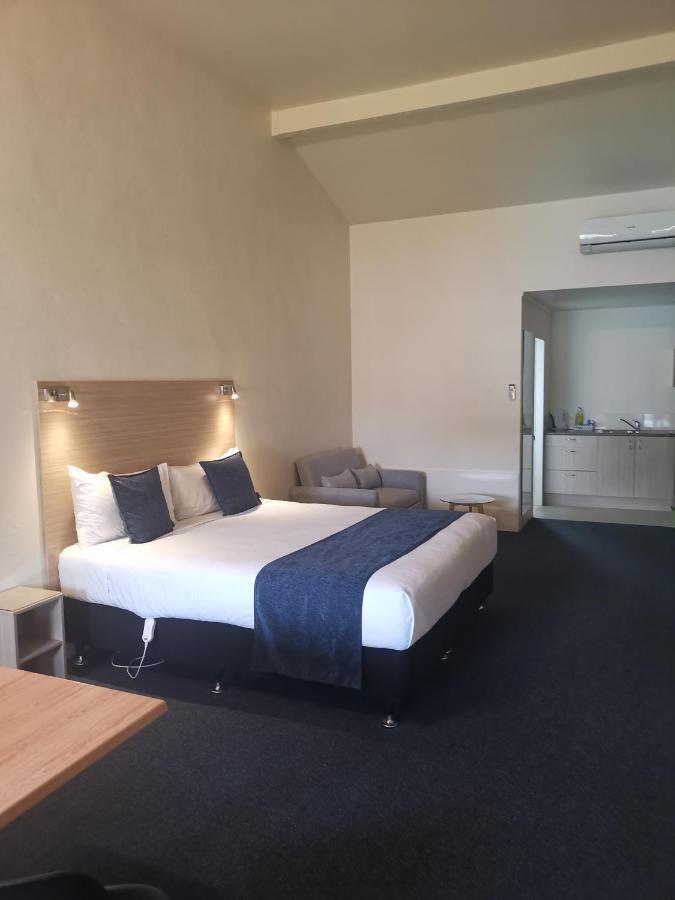 Captains Quarters Motor Inn Cambridge Zewnętrze zdjęcie
